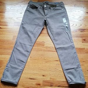 Brand New American Eagle Skinny Jeans